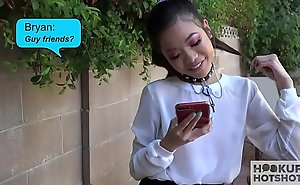 Petite Asian teen meets random guy on dating site be expeditious for sexual connection