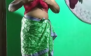 desi  indian horny tamil telugu kannada malayalam hindi vanitha showing big boobs together with shaved pussy  press hard boobs press bite rubbing pussy masturbation using untried torchlight