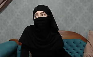 Yashira   arab slut webcam girl flash face