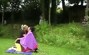 bisex party outdoor withg arab fucked by 2 lesbians