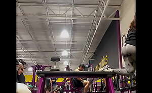 filipino nice ass in gym p2