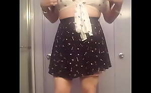 Keys, Hearts, Bows, And Stars Outfit Video