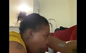 Ebony Housewife treats her husband with her magical mouth