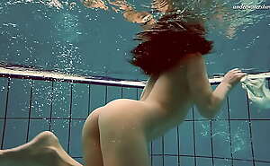 Juicy ass brunette babe Alla Birtakik swimming