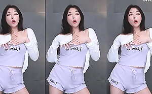 Sexy Korean Streamer dancing #2