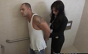 Horny cop (Diana Prince) gets punished by (Nacho Vidal) in make an entrance approaching - BRAZZERS