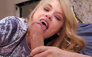 1000Facials Blistering Teen Hannah Hays Loves Sucking Cock and Facials