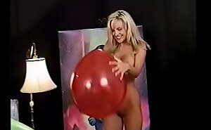 Nude Balloon Poppin
