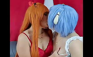 Hitomi Cosplay y Sango Cosplay Lesbian Kiss