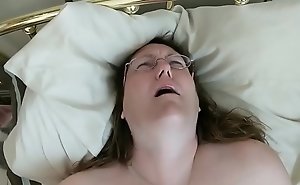 Fatty In Glasses Pulsing Her Pussy For Bf's Pleasure